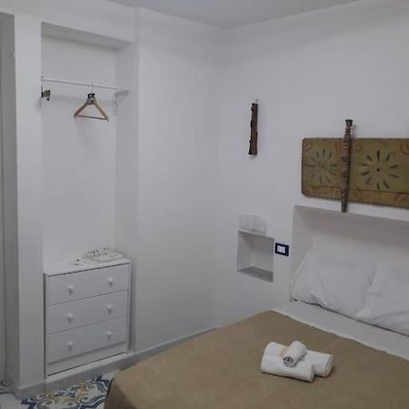 Oneto Apartment Палермо Екстер'єр фото